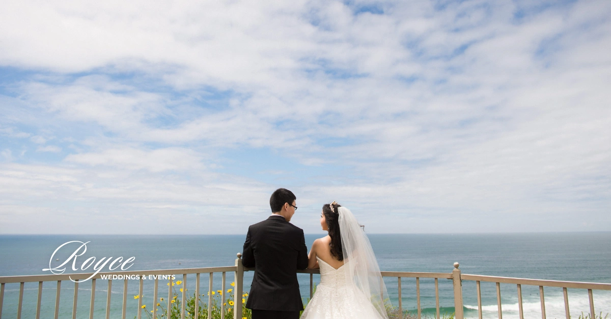 Couple portrait at a Laguna Niguel wedding venue overlooking the California coast